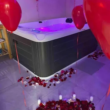 Passion Airbnb דירה *